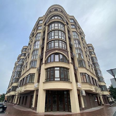 Апартаменти Класу Люкс У Центрі - Мережа Helen 波尔塔瓦 外观 照片